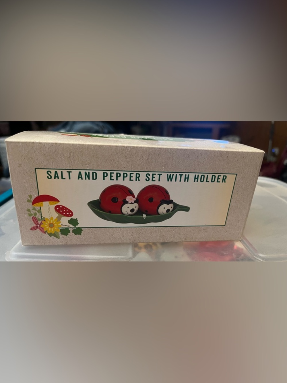 Cracker Barrel Red Ladybug Salt and Pepper Shaker Set with Green Leaf Holder